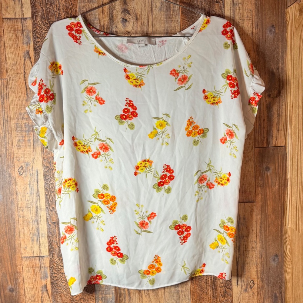 LOFT Floral Print Top Women's Size M Ruffle Sleeve Lightweight Blouse